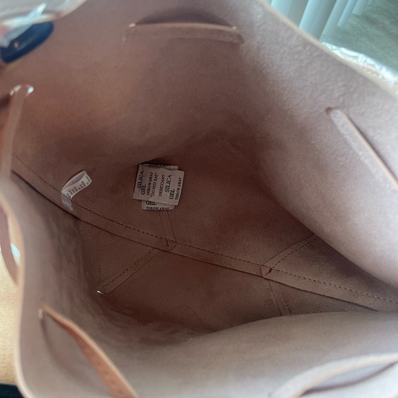 Kayla + Ava Vegan Leather Dusty Rose Bucket Bag - Picture 8 of 8